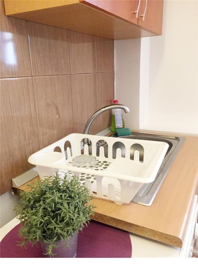 Luxury Apartament Apartment Bukares Bagian luar foto